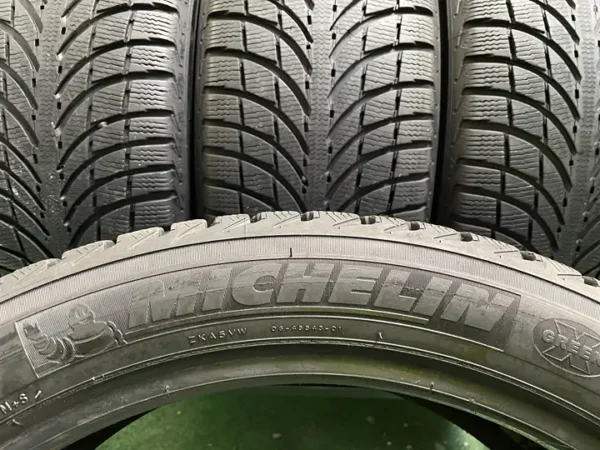 Anvelopa iarna 245/45 R20 Michelin Latitude Alpin LA2 - imagine 6