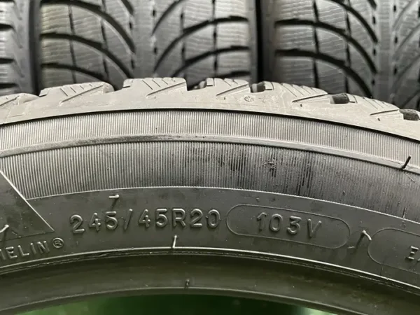 Anvelopa iarna 245/45 R20 Michelin Latitude Alpin LA2 - imagine 4