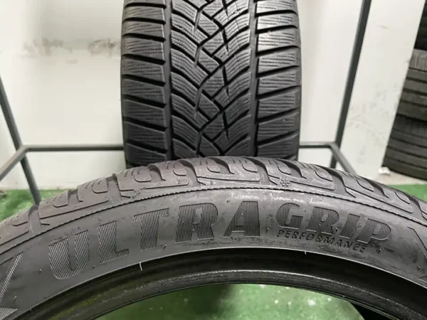 Anvelopa iarna 255/40 R19 Goodyear UltraGrip Performance - imagine 5