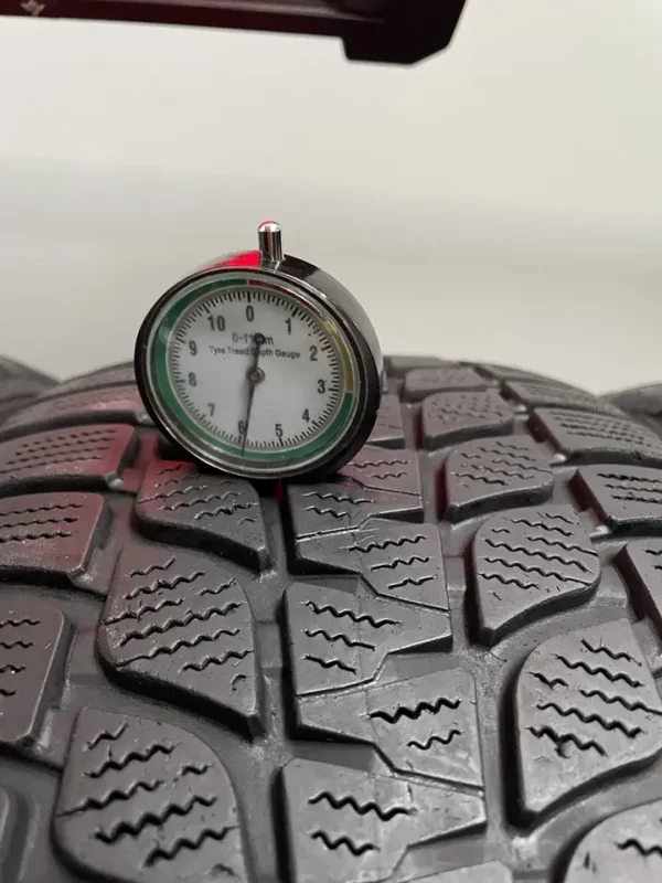 Anvelopa iarna 225/50 R17 Bridgestone Blizzak LM-25 - imagine 2