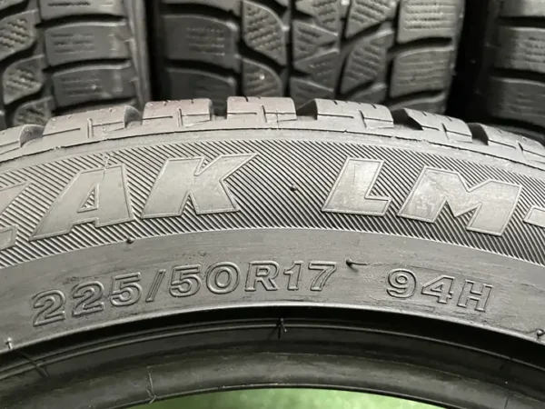 Anvelopa iarna 225/50 R17 Bridgestone Blizzak LM-25 - imagine 5