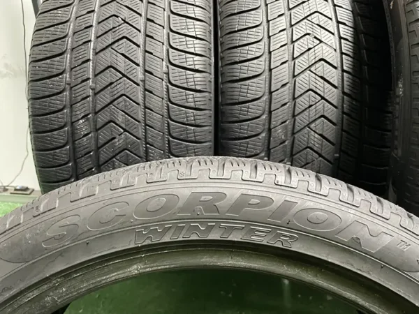 Anvelope iarna 275/40 R21, 305/35 R21 Pirelli Scorpion Winter - imagine 6