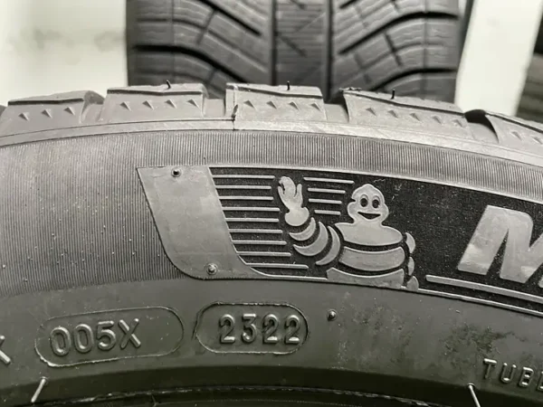 Anvelopa iarna 305/40 R20 Michelin Pilot Alpin 5 SUV - imagine 4