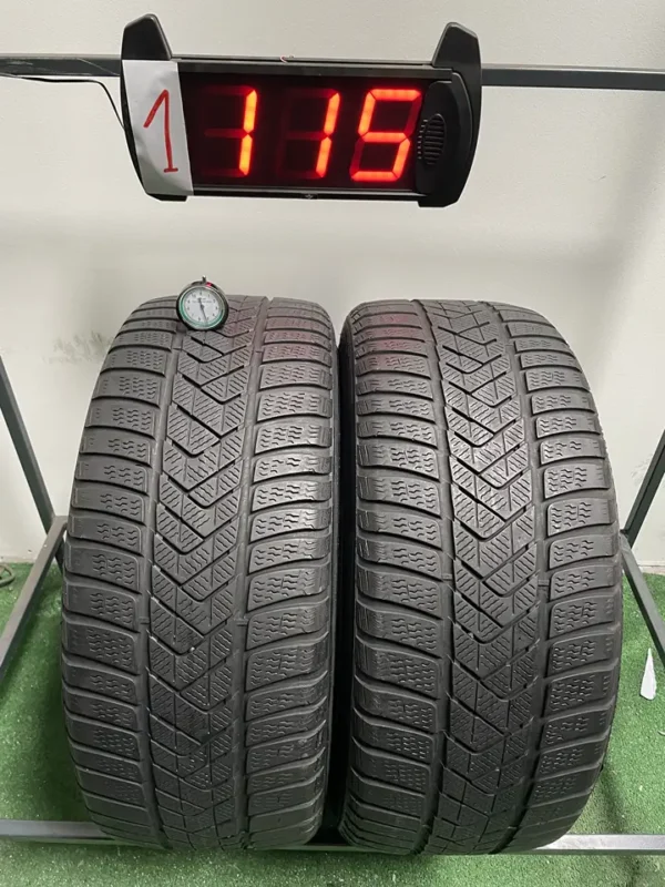 Anvelopa iarna 235/40 R19 Pirelli Sottozero 3