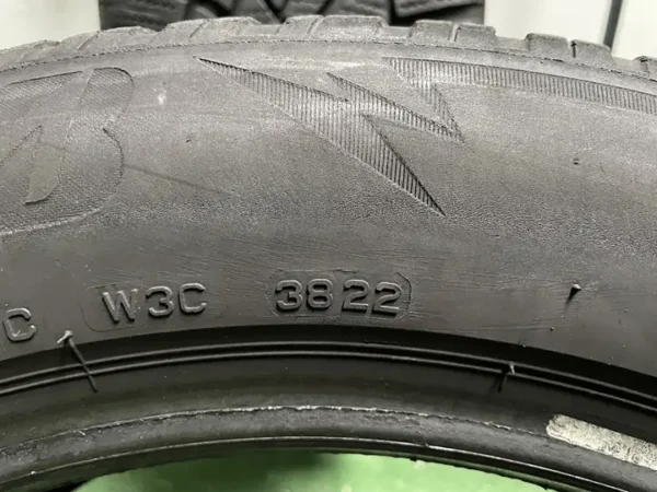 Anvelopa iarna 235/55 R18 Bridgestone Blizzak LM005