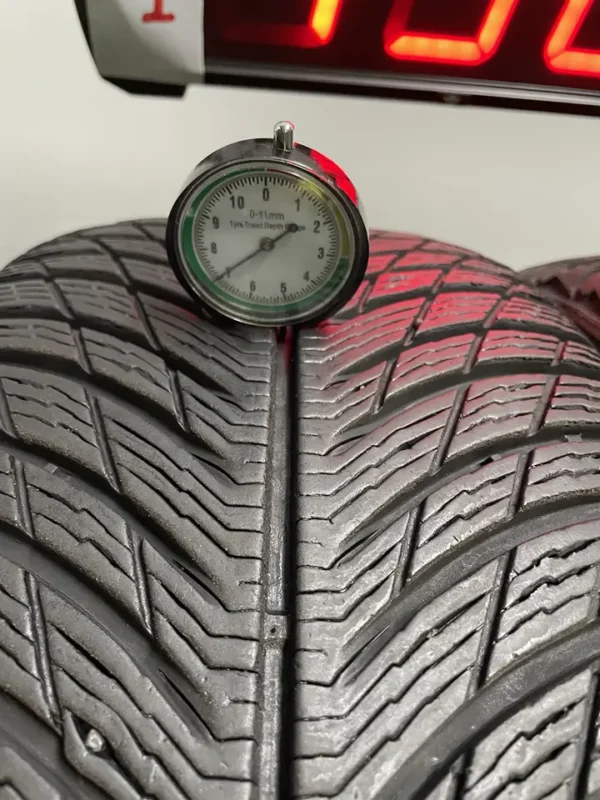 Anvelopa iarna 235/55 R18 Michelin Pilot Alpin 5 SUV - imagine 2
