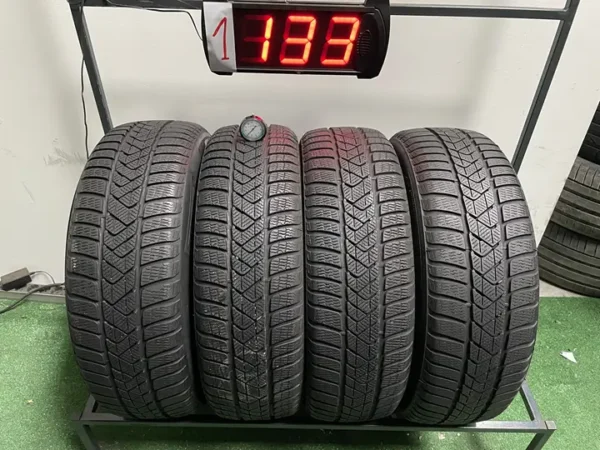 Anvelopa iarna 205/65 R16 Pirelli Sottozero 3