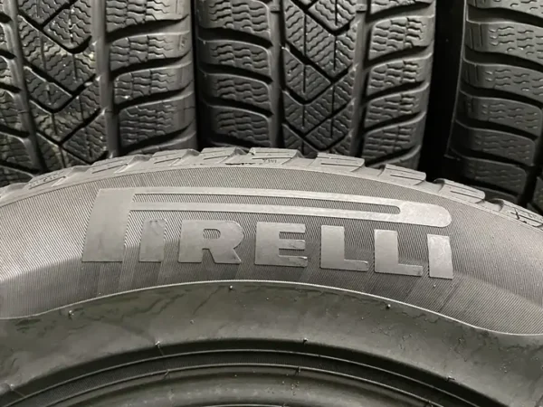 Anvelopa iarna 205/65 R16 Pirelli Sottozero 3 - imagine 6