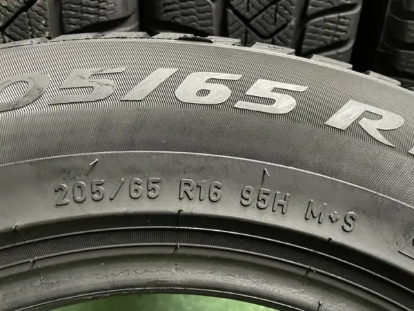 Anvelopa iarna 205/65 R16 Pirelli Sottozero 3 - imagine 4