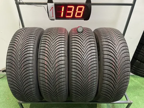 Anvelopa iarna 215/65 R17 Michelin Alpin 5