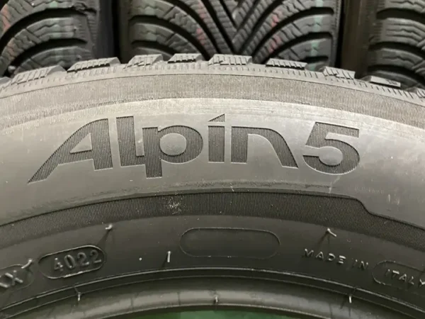 Anvelopa iarna 215/65 R17 Michelin Alpin 5 - imagine 4
