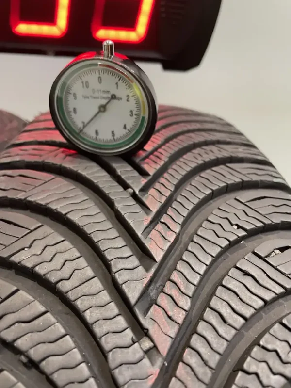 Anvelopa iarna 195/55 R20 Michelin Alpin 5 - imagine 2