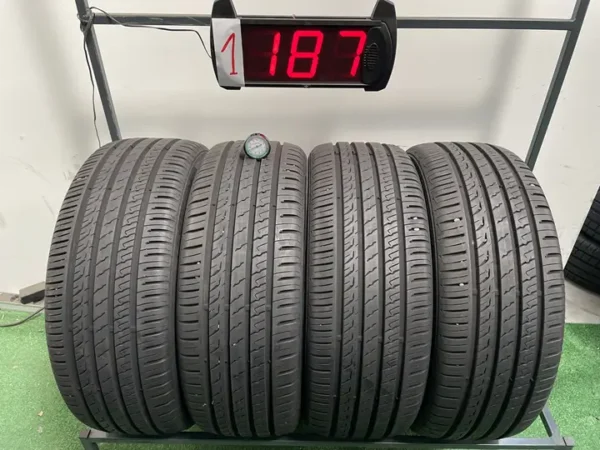 Anvelopa vara 215/50 R18 Barum Bravuris 5