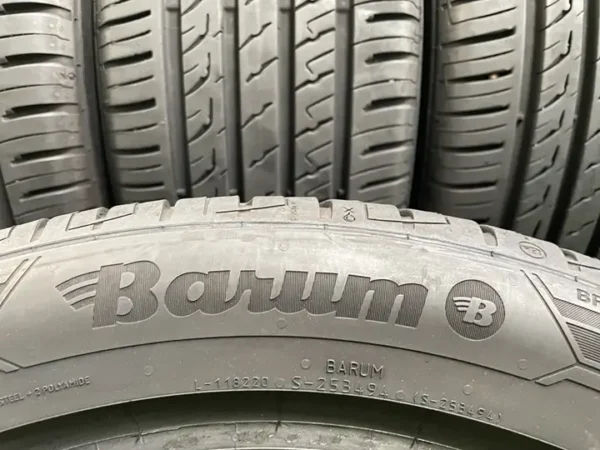 Anvelopa vara 215/50 R18 Barum Bravuris 5 - imagine 6