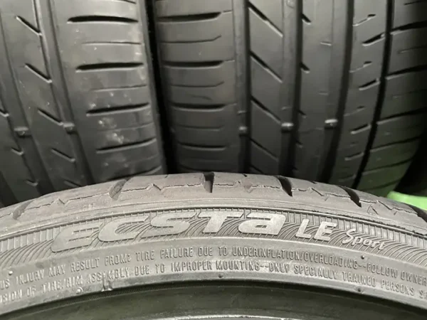 Anvelopa vara 265/30 ZR19 Kumho Ecsta LE Sport