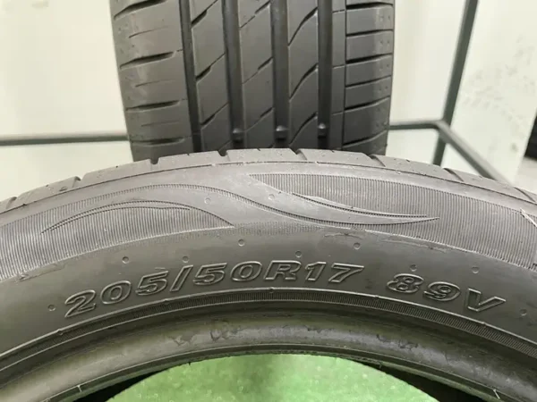 Anvelopa vara 205/50 R17 Nexen Nfera SU1