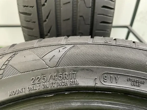 Anvelopa vara 225/45 R17 Cooper Zeon CS8