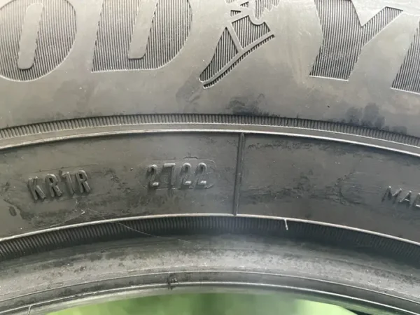 Anvelopa iarna 215/65 R17 Goodyear UltraGrip Performance XL SUV - imagine 5