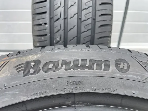 Anvelopa vara 235/45 R20 Barum Bravuris 5 - imagine 6
