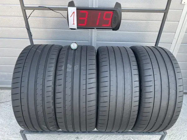 Anvelopa vara 235/35 ZR20 Michelin Pilot Sport 4S