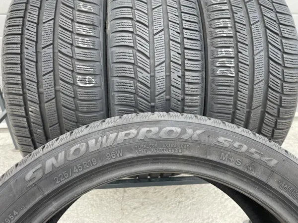 Anvelopa iarna 225/45 R19 Toyo Snowprox XL - imagine 5