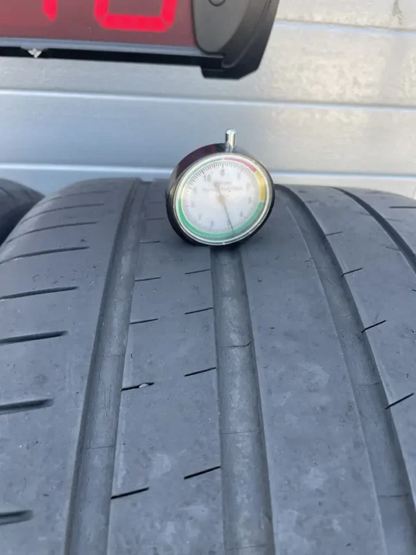 Anvelopa vara 285/40 ZR19 Michelin Pilot Super Sport - imagine 2