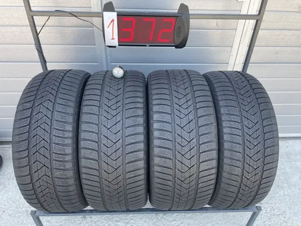 Anvelopa iarna 245/45 R18 - 275/40 R18 Pirelli Sottozero 3