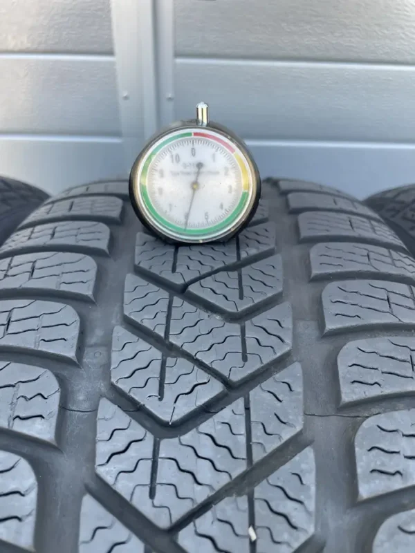 Anvelopa iarna 225/50 R17 Pirelli Sottozero 3 XL - imagine 2