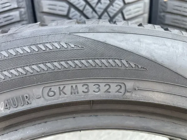 Anvelopa iarna 225/50 R17 Yokohama BluEarth