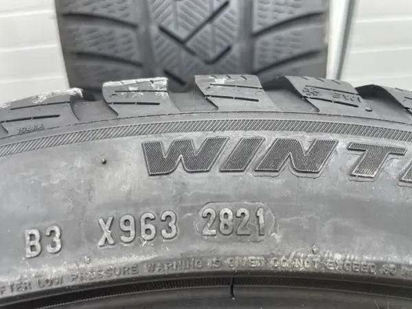 Anvelopa iarna 275/35 R19 Pirelli Sottozero 3 RSC