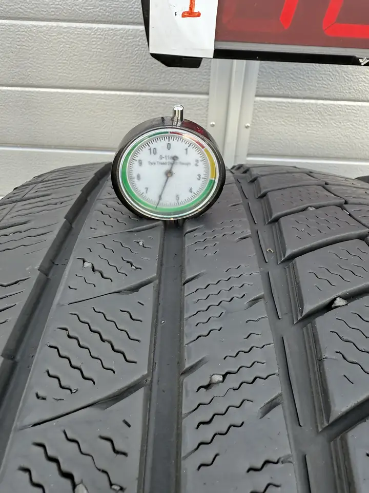 Anvelopa iarna 275/35 R20 Davanti Wintoura - imagine 2