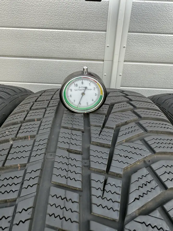 Anvelopa iarna 215/45 R17 Hankook Winter I Cept EVO 2 - imagine 2