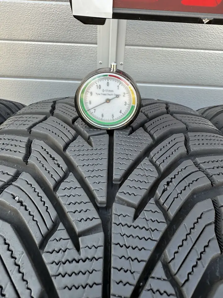 Anvelopa iarna 235/45 R18 - 245/45 R18 Kumho Winter Craft WP52 - imagine 2