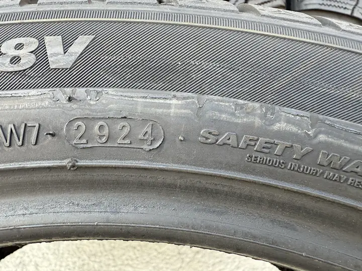 Anvelopa iarna 235/45 R18 - 245/45 R18 Kumho Winter Craft WP52 - imagine 4