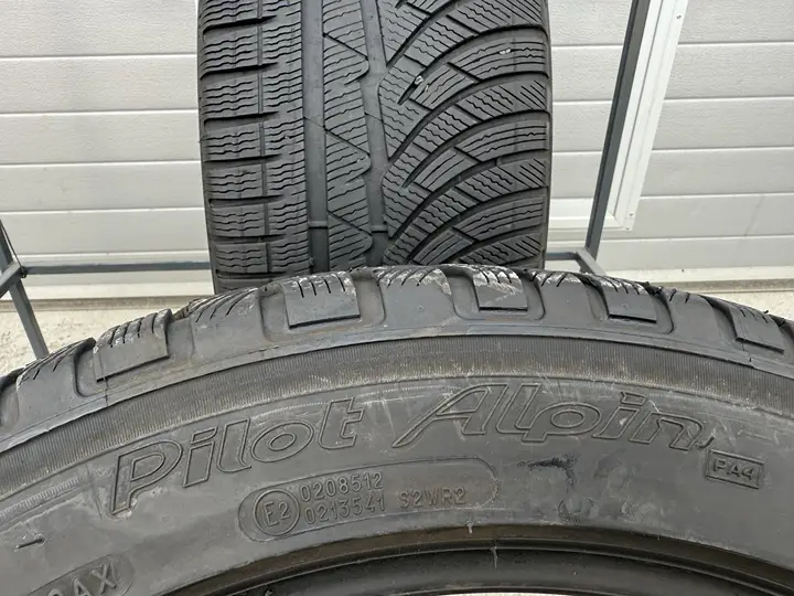 Anvelopa iarna 255/45 R18 Michelin Pilot Alpin