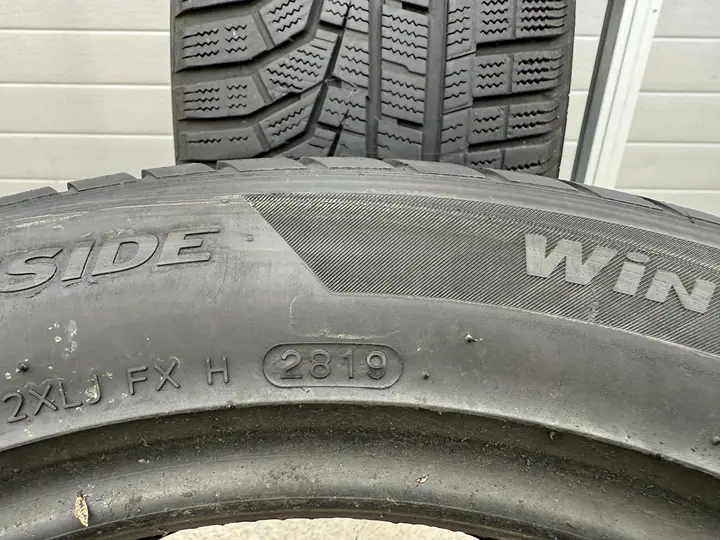 Anvelopa iarna 235/50 R18 Hankook Winter I Cept EVO 2