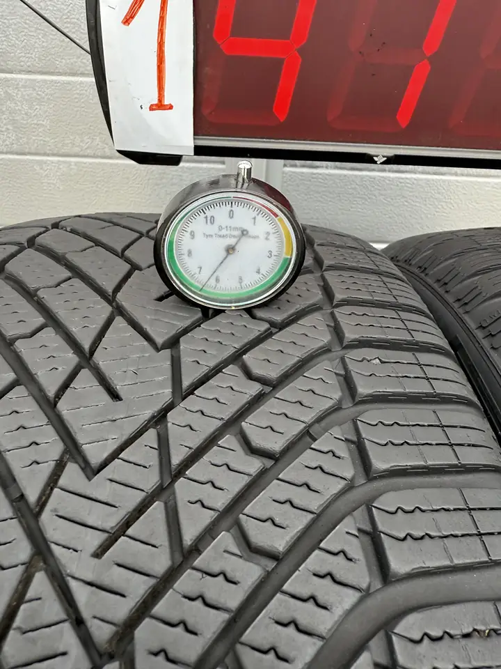 Anvelopa iarna 255/40 R21 Pirelli Scorpion Winter 2 - imagine 2