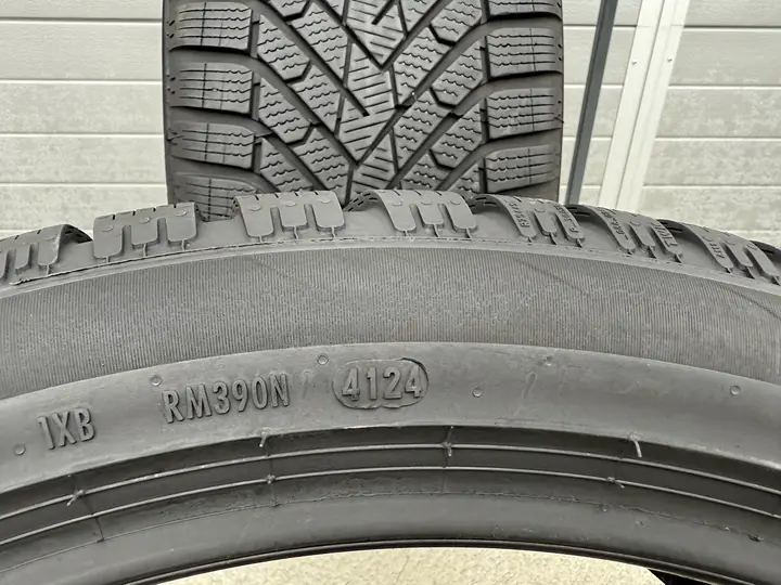 Anvelopa iarna 255/40 R21 Pirelli Scorpion Winter 2 - imagine 4