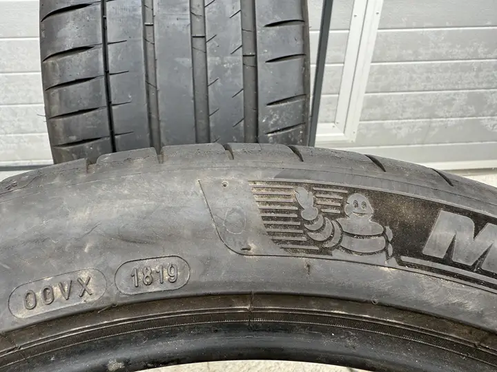 Anvelopa vara 295/35 ZR20 Michelin Pilot Sport 4S