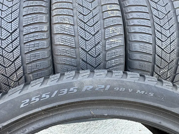 Anvelopa iarna 255/35 R21 Pirelli Sottozero 3 - imagine 4