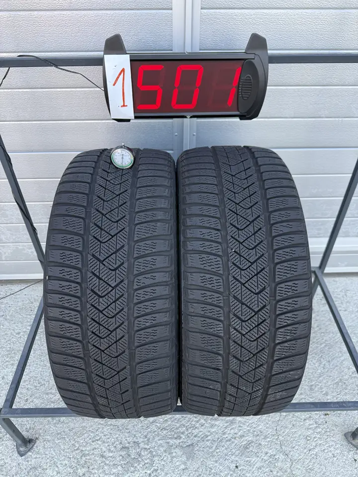 Anvelopa iarna 255/35 R21 Pirelli Sottozero 3