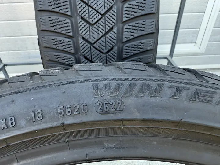 Anvelopa iarna 255/35 R21 Pirelli Sottozero 3