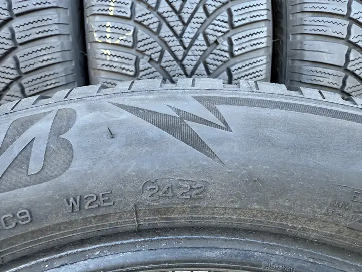 Anvelopa iarna 215/55 R18 Bridgestone Blizzak LM005