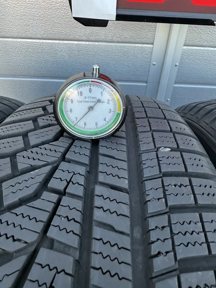 Anvelopa iarna 215/60 R17 Hankook Winter I Cept EVO 2 - imagine 2