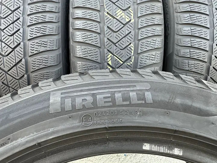 Anvelopa iarna 235/45 R18 Pirelli Sottozero 3 - imagine 6