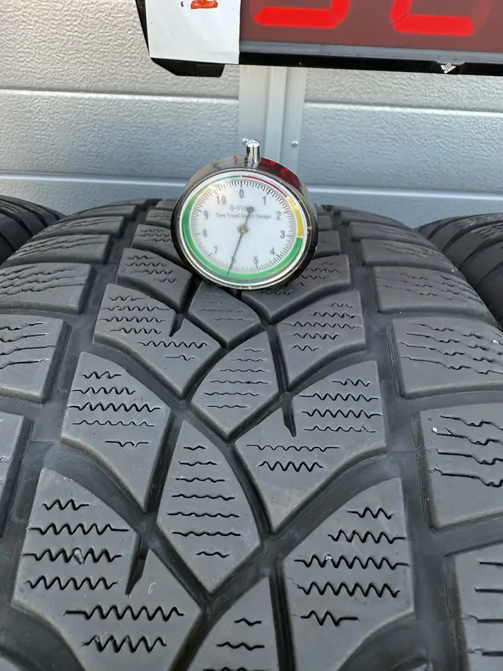 Anvelopa iarna 245/55 R17 Goodyear Ultra Grip Performsnce Electric - imagine 2