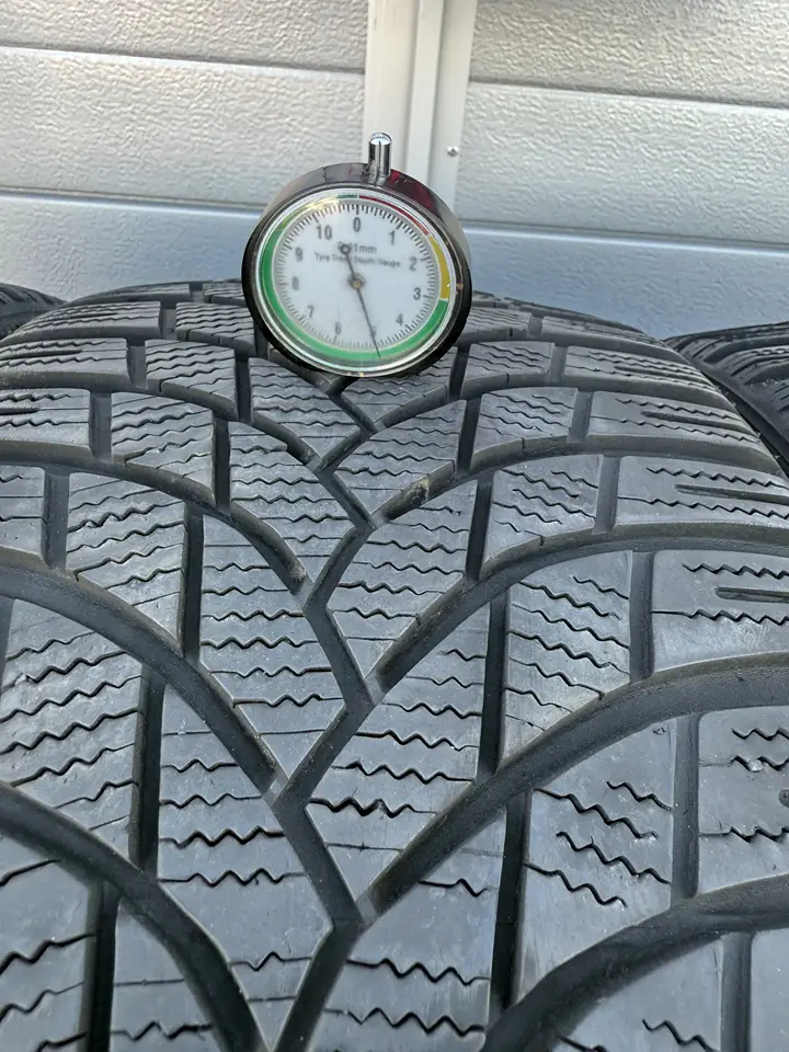 Anvelopa iarna 225/35 R19 Lassa Snoways 4 - imagine 2