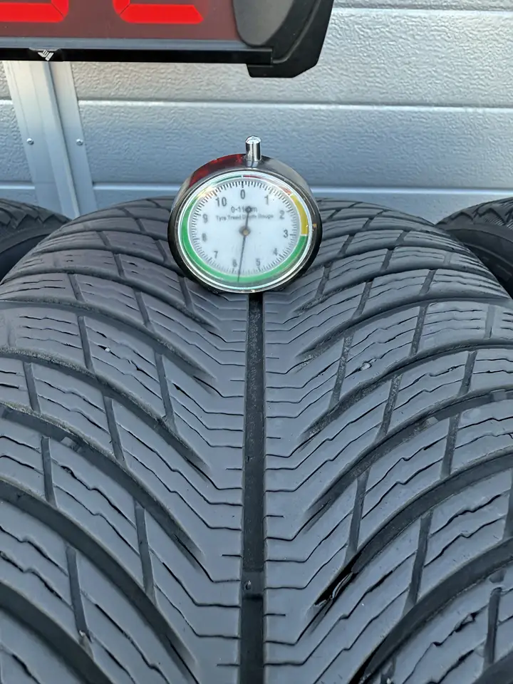 Anvelopa iarna 245/45 R19 Michelin Pilot Alpin 5 ( 2 BUC ) - imagine 2