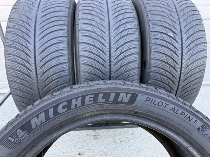 Anvelopa iarna 245/45 R19 Michelin Pilot Alpin 5 ( 2 BUC ) - imagine 5