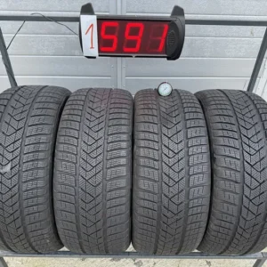 Anvelopa iarna 235/45 R18 Pirelli Sottozero 3
